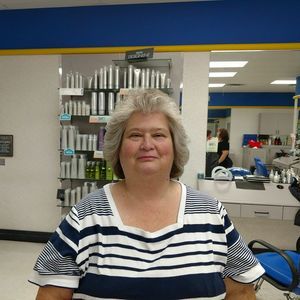 Meet your Posher, Elizabeth